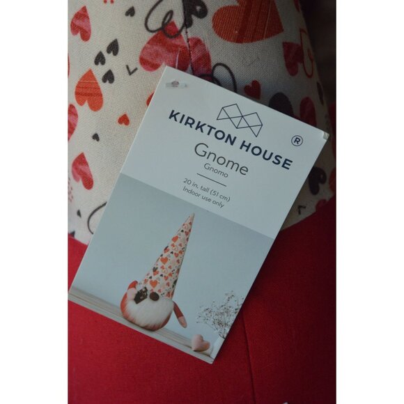 NWT Kirkton House Valentines Day Gnome Decoration With Pink Heart Chocolate  20" - Picture 4 of 6